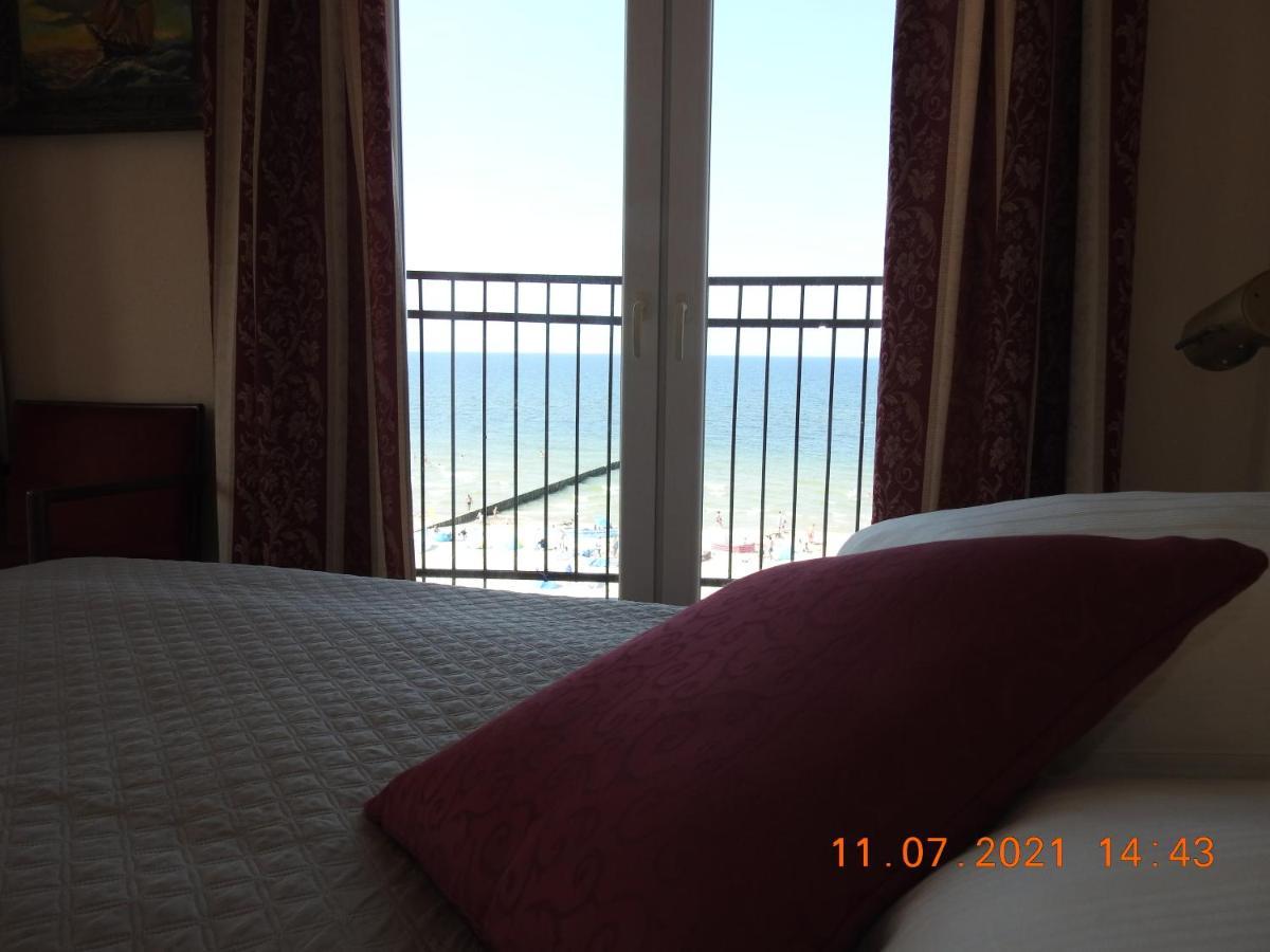 Baltyk Nad Morzem-Przy Plazy Bed and Breakfast Niechorze Buitenkant foto